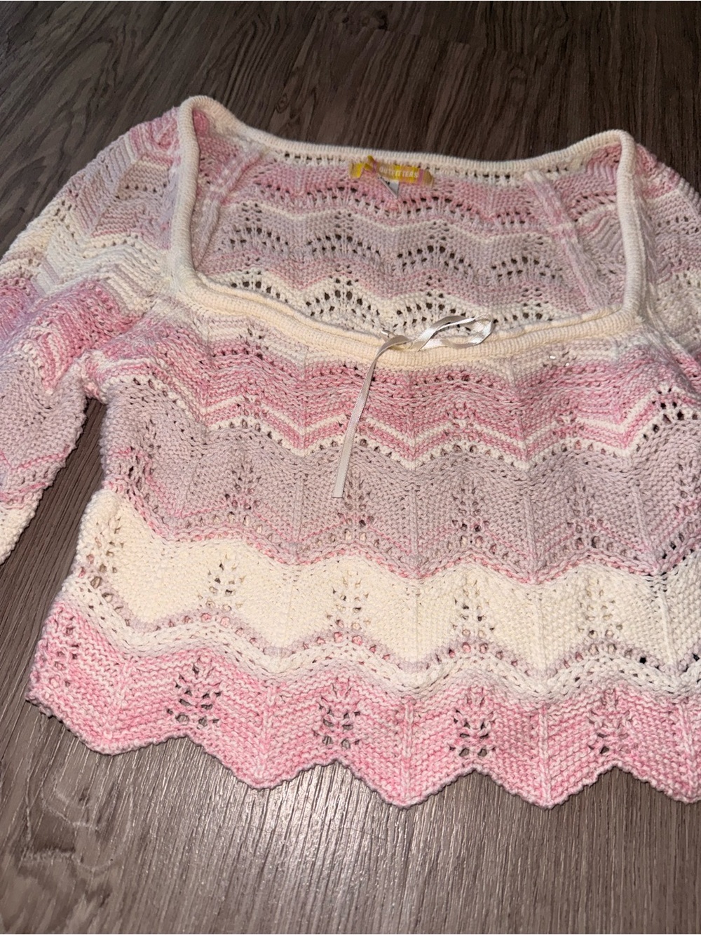 Urban Outfitters Pink and Cream Crochet Chevron Top - Picture 3 of 5